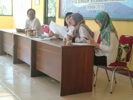 Pertemuan rutin kader Posyandu